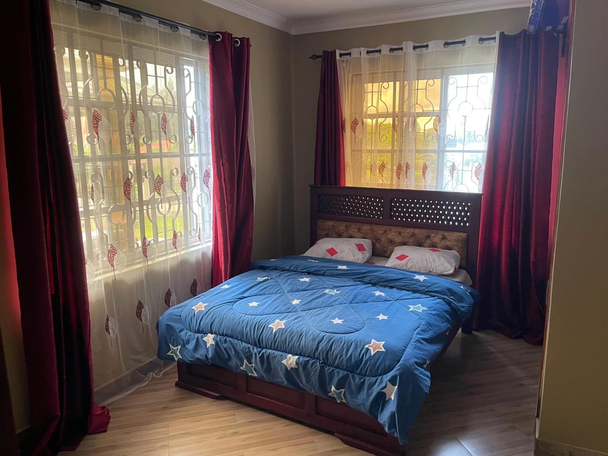 The Golden Suite Apartment Arusha Eksteriør billede